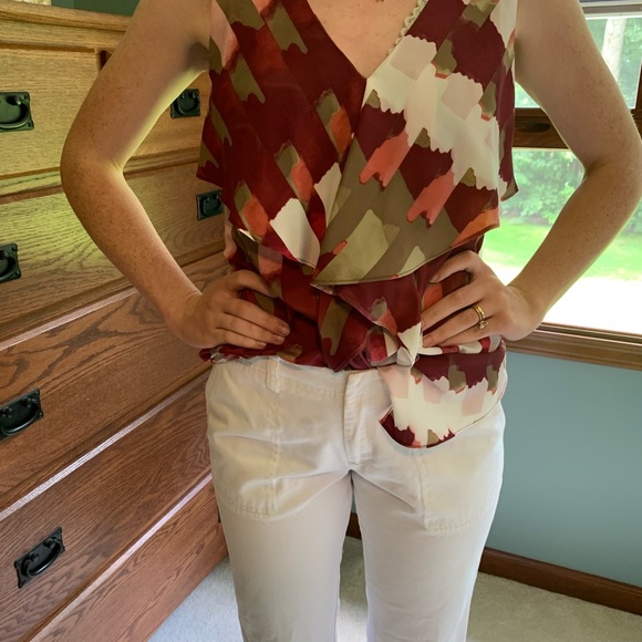 Ann Taylor women’s sleeveless top size 2 - Picture 2 of 7